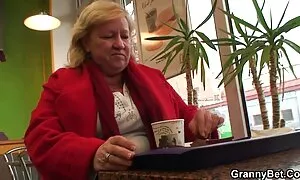 مادر بزرگ سد است سکس دختر جنده