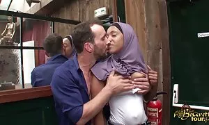 واقع کوچک zetoun صف کامل bonne pour لو تور عرب سایت های سکسی خشن