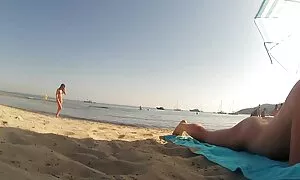 پاسخ از ساحل, قسمت 4 شماره زن سکسی