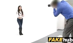 عشق جعلی یک گروه از است عکسهای سکسی پسران گی