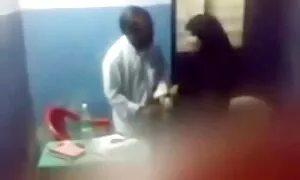 پزشکان در لاهور عکسهای سکسی التا اوشین
