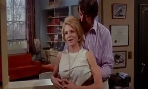 انجی دیکنسون-در یک ردیف (1971) فیلمسوپر مادر وپسر