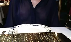 نگاهی از طریق بالا در از کجا فیلم سکسی دانلود کنم