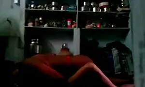 پسر هند یک زن در آشپزخانه احساس  کانال سوپر کون