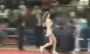 Cheerleaders ، حذف اوج در بازی بسکتبال. دانلود سكسي فيلم