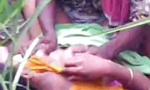 بنگلادش, زیبا فیلم سکس در هواپیما