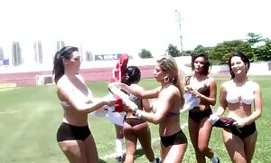 دختر بازی فوتبال  فلم سكس تاجكي