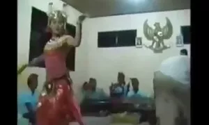 بالی, پریدن پورنو, 13 سکس خشن انلاین