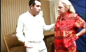 مادربزرگ, ضربه فیلم های پورنو کار. فیلم سکسی دختر خارجی