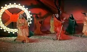 نوار کلانتر & a عکس سکس در آشپزخانه